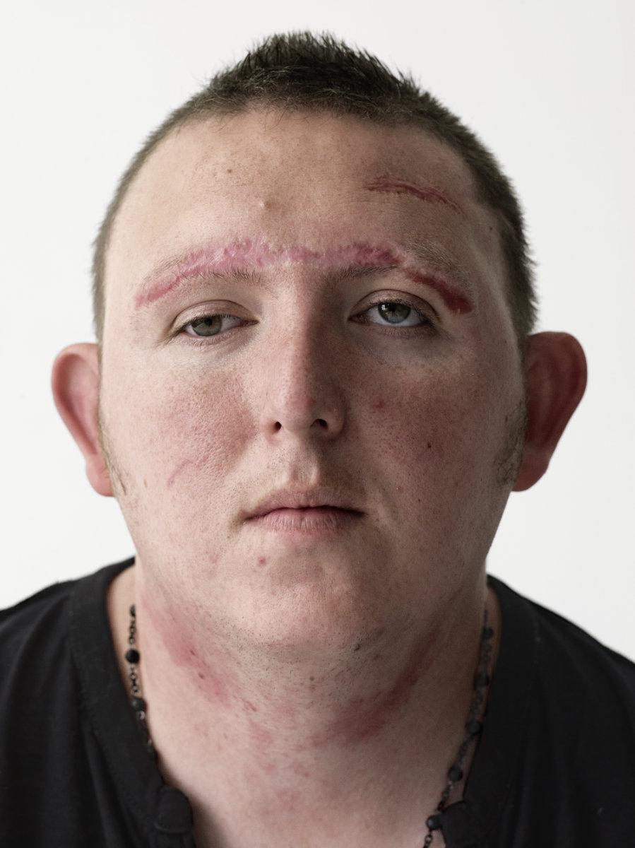 CHRIS-NOWELL